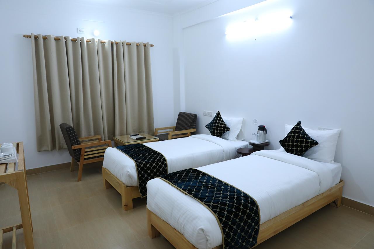 Aeradyo Inn Almora Bagian luar foto